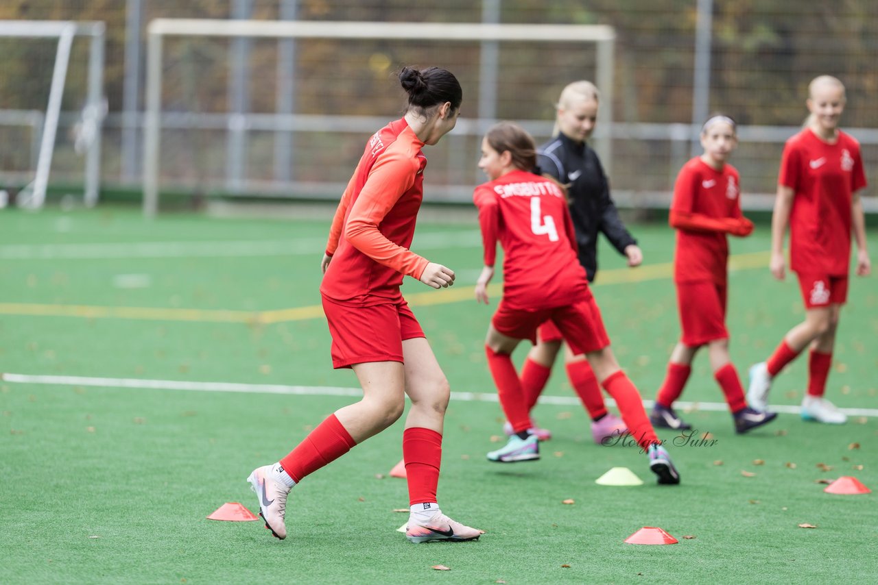 Bild 128 - wCJ VfL Pinneberg - Eimsbuettler TV : Ergebnis: 0:3